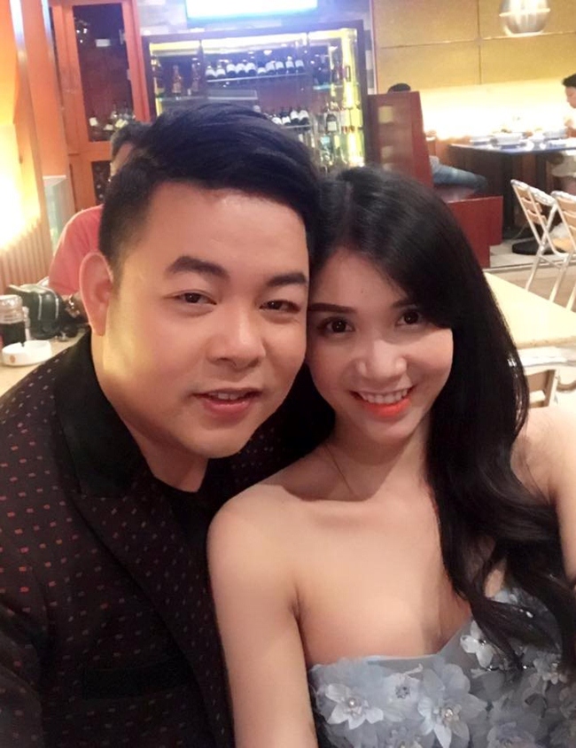 Cuối năm 2015, Quang Lê công khai hẹn hò diễn viên Lại Thanh (Thanh Bi). Tuy nhiên, đến giữa tháng 7.2017, anh bất ngờ thông báo đã chia tay bạn gái hot girl.