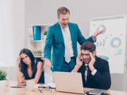 8 dấu hiệu bạn đang làm việc với người hay tự ái