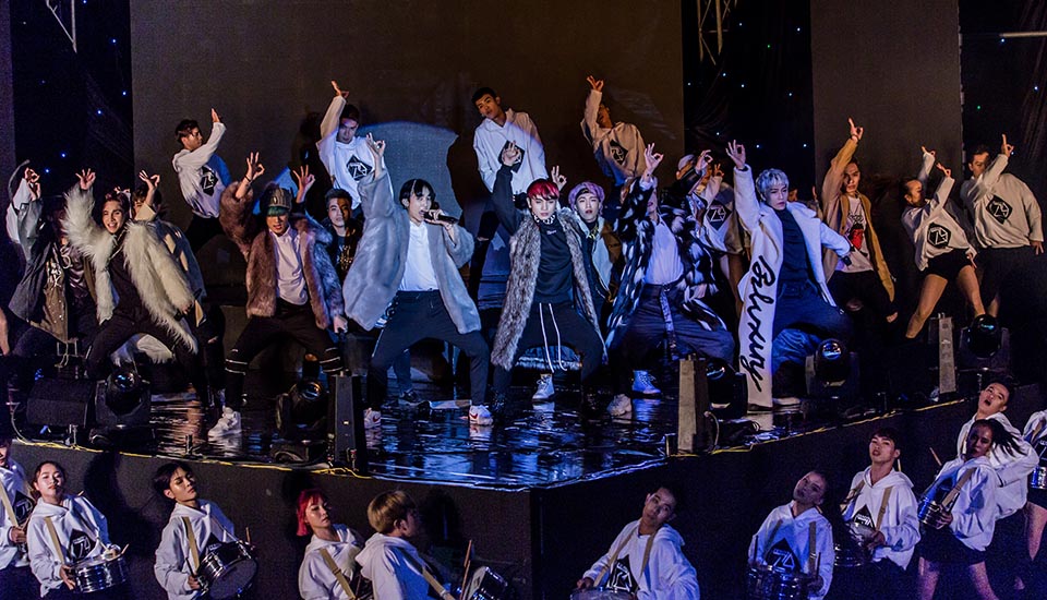 Zero9 của ông bầu Tăng Nhật Tuệ làm liveshow: Khán giả la ó chê hát "thảm họa" - 1