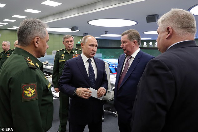 Putin nói về vũ khí siêu thanh mới nhất của Nga khiến Mỹ “lạnh người” - 1