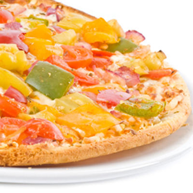 13. Pizza chay: Hầu hết các cửa hàng phục vụ món này đều thêm phô mai để bù cho việc thiếu thịt hoặc sử dụng cà chua khô và dầu ô liu ngâm làm tăng hương vị.