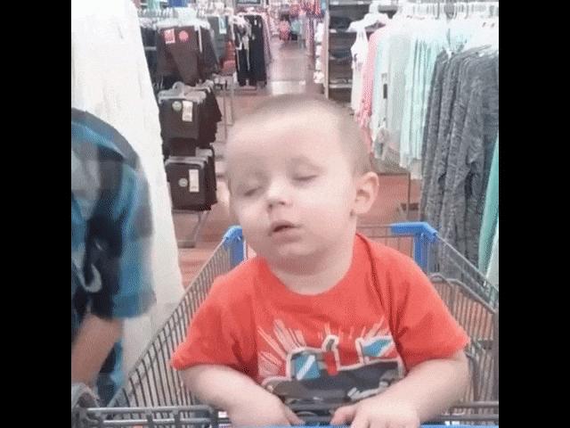 Cười 24H - Cái kết khó đỡ khi đi ngủ quên "phòng thủ"