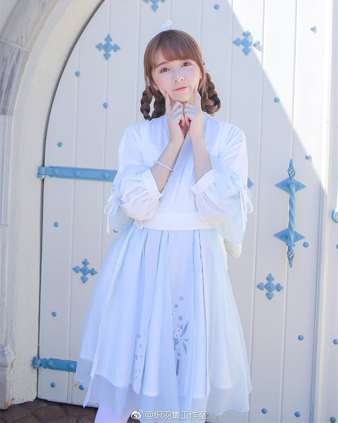 Các sao nhí phim Châu Tinh Trì lột xác thành thiếu nữ xinh đẹp ra sao? - 11
