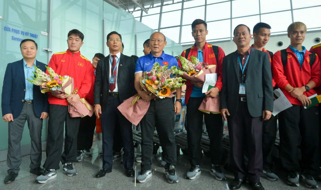 Việt Nam dự Asian Cup: Cảm hứng lịch sử 11 năm và vận son Park Hang Seo - 3
