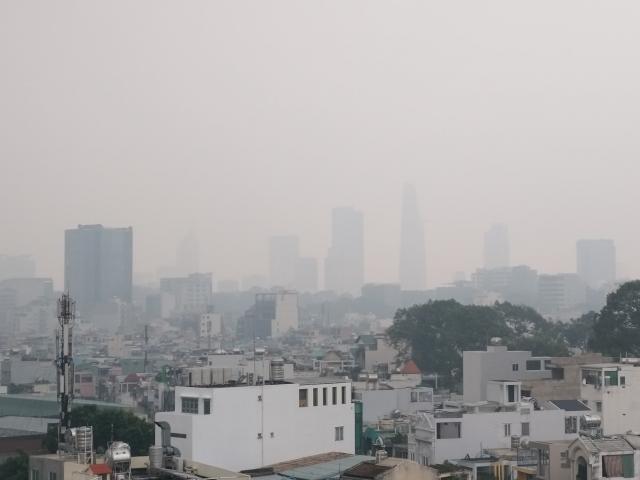 Tin tức trong ngày - Kiểu thời tiết làm người Sài Gòn như thấy mùa đông  Hà Nội