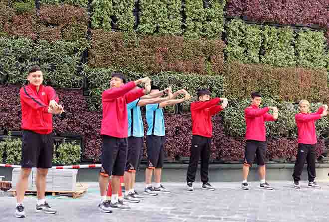 ĐT Việt Nam làm gì để đấu Philippines như đội bóng châu Âu ở Qatar? - 7