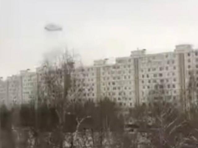 “Chiếc nhẫn đen” kỳ lạ trên bầu trời Nga
