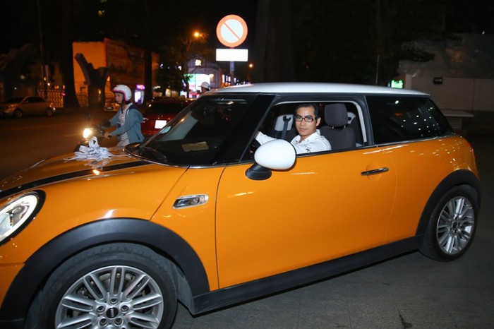 Chốt danh sách sao Việt tậu xế "khủng" 2018: Bất ngờ với nàng Á hậu này - 1