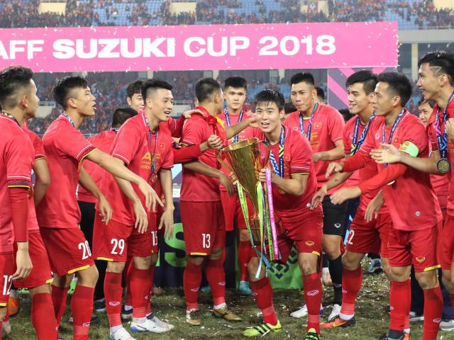 Bóng đá - ĐT Việt Nam đua số 1 châu Á: Đội bầu Hiển khiến báo châu Á choáng váng