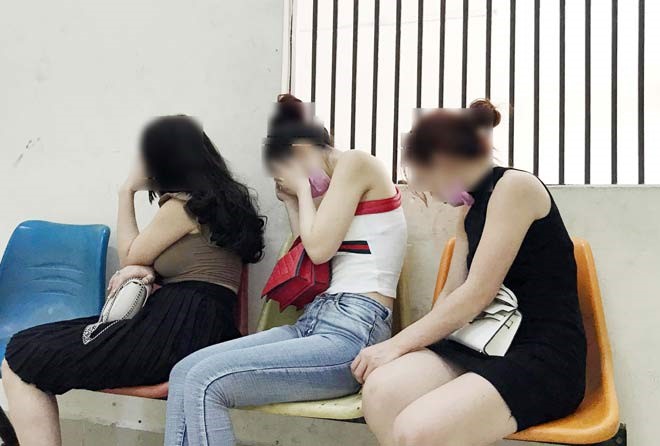 Nóng 24h qua: Phá đường dây “mỹ nhân” đi “sex tour” 3 ngày giá 10 triệu - 2