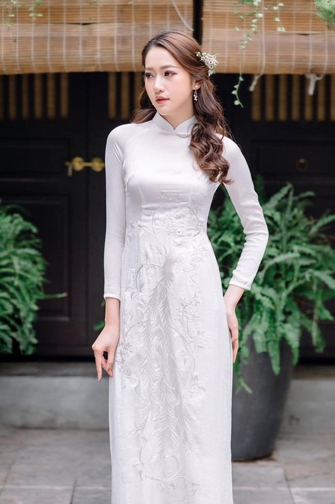 Danh tính bạn gái xinh như hoa hậu của cầu thủ Đinh Thanh Bình - 10