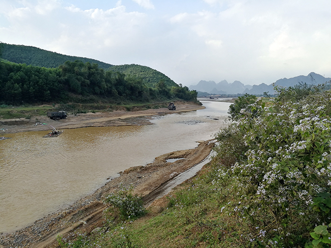 Những vết tích tan hoang còn sót lại sau cơn “bão vàng” ở “chén vàng” Kim Bôi - 19