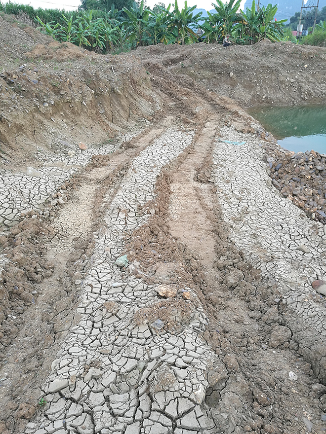 Những vết tích tan hoang còn sót lại sau cơn “bão vàng” ở “chén vàng” Kim Bôi - 18