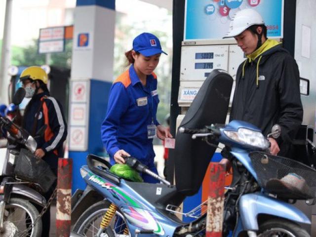 Thị trường - Tiêu dùng - Phó Thủ tướng chỉ đạo "khẩn" để giá xăng không tăng 1.000 đồng/lít ngày Tết Dương lịch