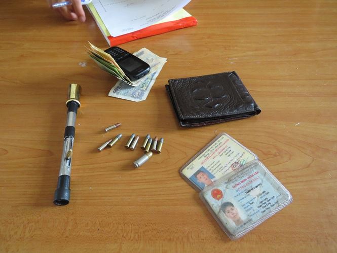 Nổ súng vào nhà người yêu vì bị ngăn cản tình cảm - 2