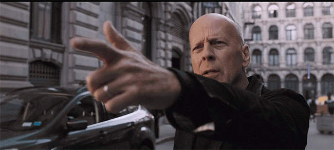 Bất ngờ với 5 phim hot năm 2018 bị giới phê bình chê bai không tiếc lời - 10