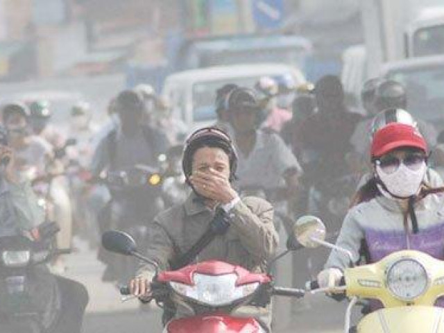 Thị trường - Tiêu dùng - Dân hoang mang vì ô nhiễm không khí, khẩu trang, máy lọc "đắt như tôm tươi"