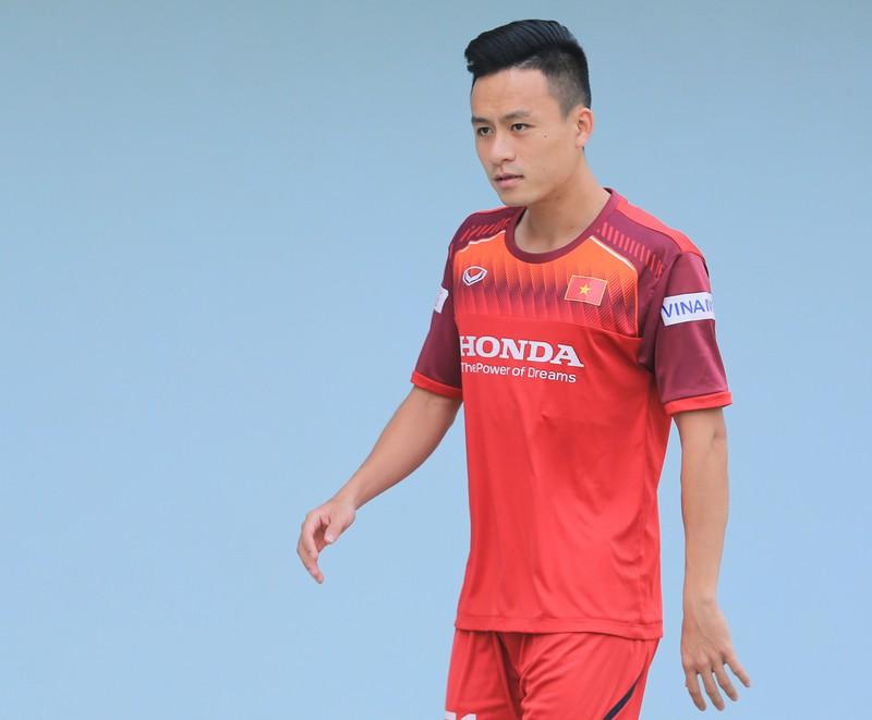 Tiền vệ Võ Huy Toàn lần đầu góp mặt dưới thời HLV Park Hang-seo cũng không may gặp chấn thương, sau khi Ngô Hoàng Thịnh rời đội. Ảnh: NGỌC DUNG.