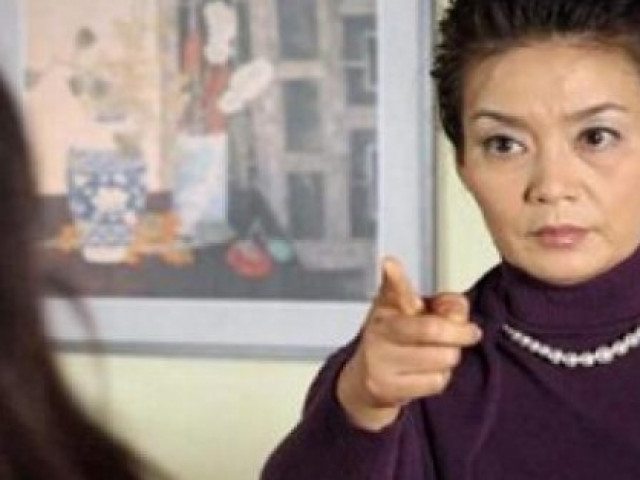 Bạn trẻ - Cuộc sống - Nàng dâu phản đòn khi mẹ chồng không đồng ý đứng tên nhà khiến bà tái mặt