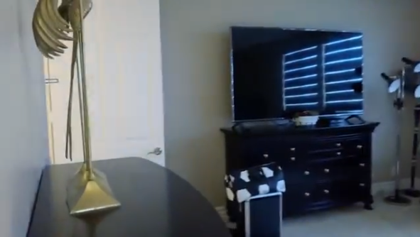 Phòng ngủ cũng được bố
trí rất thư thái.