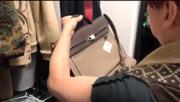 Túi Hermes được "bóc
giá" 54 nghìn USD.