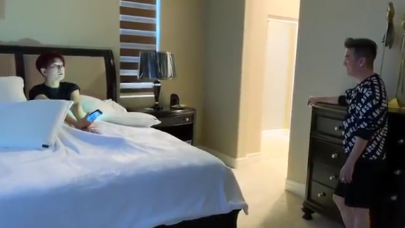 Nơi duy nhất trong nhà của Mr. Đàm
được Vũ Hà khen đẹp là chiếc giường ngủ.