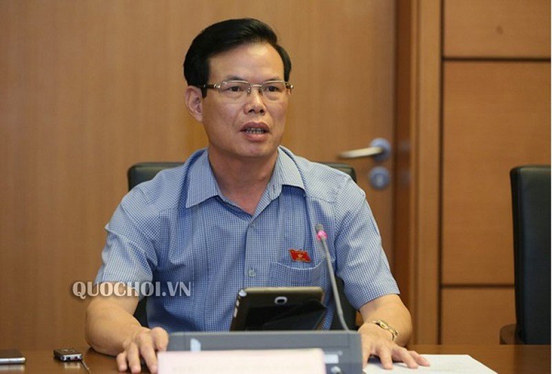 Kiểm điểm vợ ông Triệu Tài Vinh vì để cho em chồng tác động nâng điểm cho con