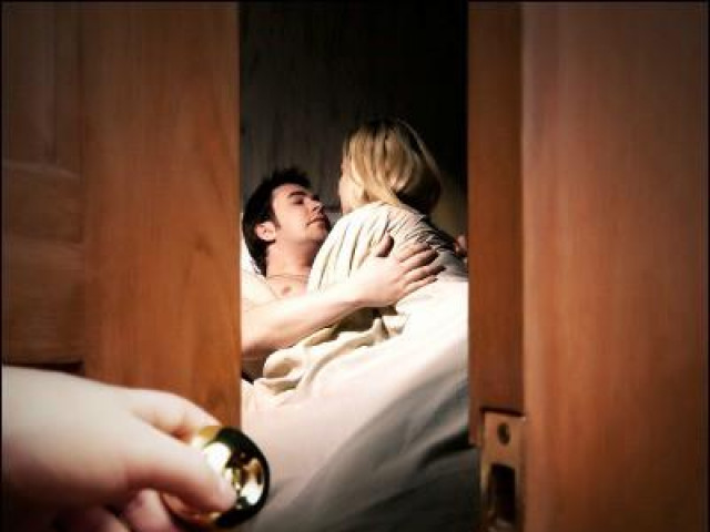 Bạn trẻ - Cuộc sống - Kiện người tình của vợ, được bồi thường hơn 17 tỷ đồng