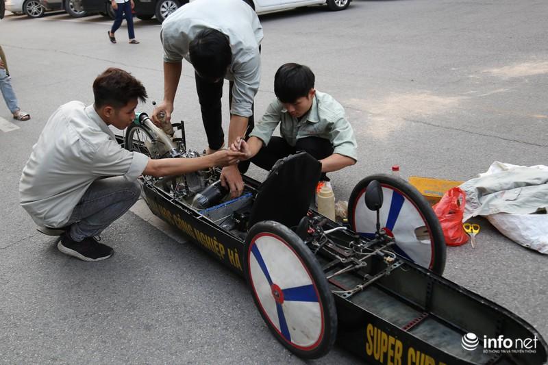 Tự hào chiếc xe "Made in Việt Nam", chạy hơn 1.000 km chỉ tốn một lít xăng - 2