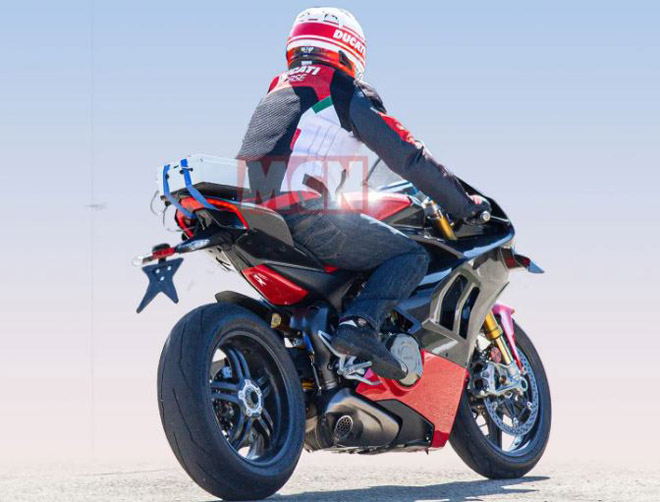 Lộ siêu xe Ducati Panigale V4 Superleggera phủ carbon cực "độc" - 2