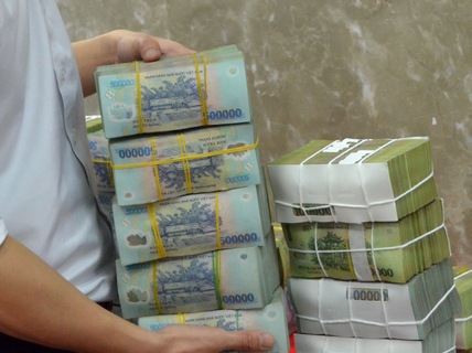 Các doanh nghiệp cho biết vẫn gặp khó khăn về vốn. Ảnh: NLĐ