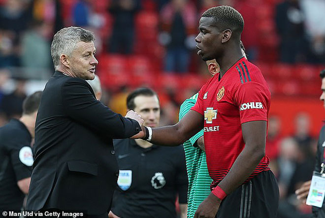 Solskjaer quyết định cất Pogba ở nhà khi làm khách của AZ Alkmaar