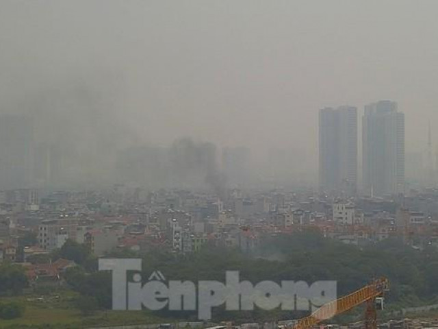 Tin tức trong ngày - Sau một ngày trong lành, Hà Nội lại ô nhiễm nghiêm trọng sáng nay