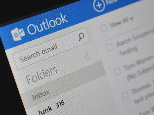 Công nghệ thông tin - Microsoft thừa nhận hacker có thể đã đọc email Outlook