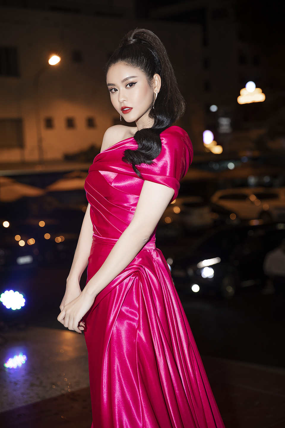 Sau ly hôn Tim, Trương Quỳnh Anh bất ngờ nhận giải “Phụ nữ tài sắc vẹn toàn” - 1