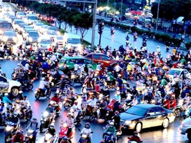 Tin tức trong ngày - Nóng: Từ  5-10, đóng điểm quay đầu nút giao trọng điểm chân cầu Sài Gòn