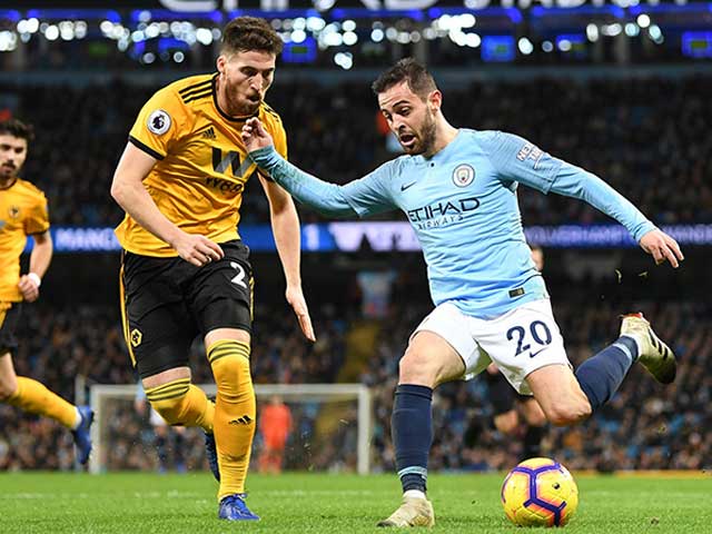 Man City thể hiện lối chơi biến hóa