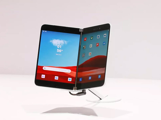 Thời trang Hi-tech - Microsoft đang chứng minh: “Nếu bạn không thể đánh bại họ, hãy tham gia cùng họ”