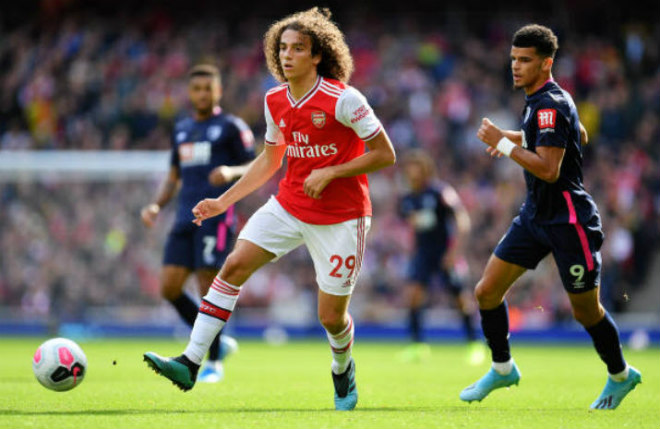Arsenal giành 3 điểm nhờ bàn thắng duy nhất ở phút thứ 9