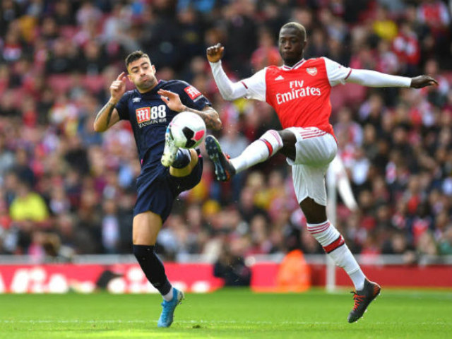 Bóng đá - Video highlight trận Arsenal - Bournemouth: Vỡ òa với cú đánh đầu "xé lưới"