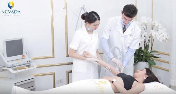 Á hậu Huyền My lựa chọn Max Burn Lipo giảm mỡ bắp tay