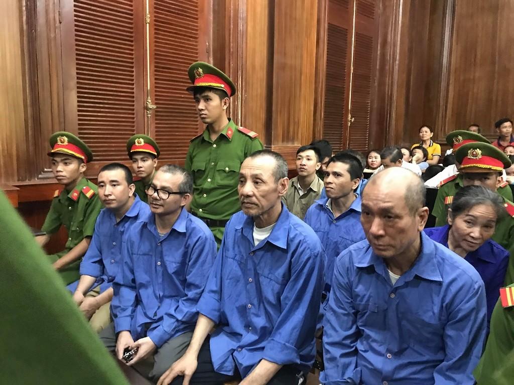 Các bị cáo tại tòa.