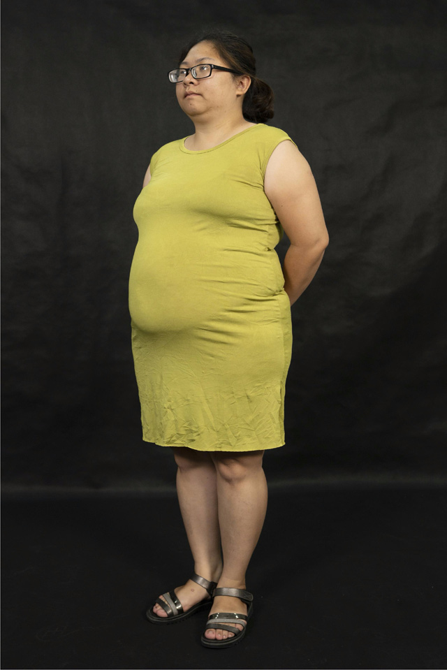 Nguyễn Thanh nặng hơn 80 kg với vòng bụng 105cm tăng lên hơn 40kg sau khi sinh 2 con.