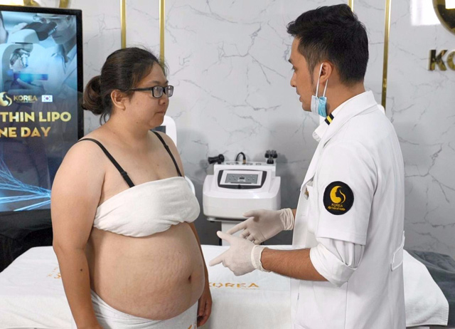 Vòng bụng 105cm của Nguyễn Thanh ngày đầu làm liệu trình Giảm béo.