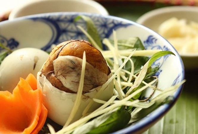 Trứng vịt lộn: Ăn đúng là &#34;nhân sâm&#34;, ăn sai thành... &#34;thuốc độc&#34; - 2