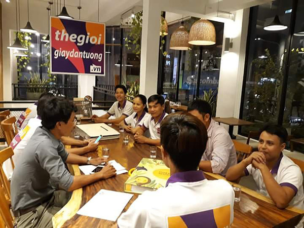 CEO Thế Giới Giấy Dán Tường: “ Dù khó khăn vẫn phát triển giấy dán tường chính hãng” - 2
