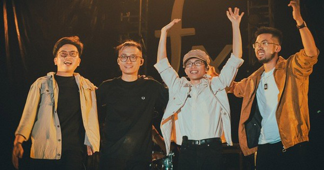 Cá Hồi Hoang – 4 chàng trai có tài năng trời phú trong việc kể chuyện bằng âm nhạc