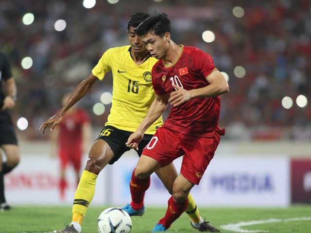 Việt Nam chơi khôn khéo trước Malaysia trong hiệp 1