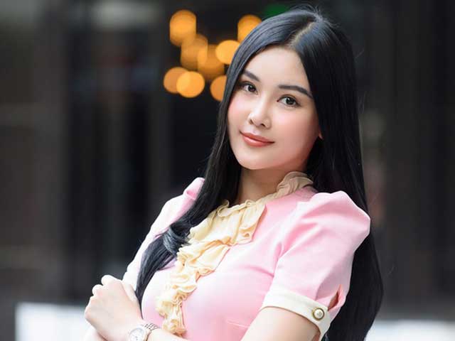Hoa hậu Lê Âu Ngân Anh ái mộ Quang Hải