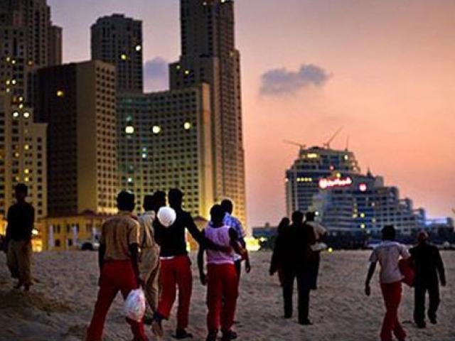 Kinh doanh - Giật mình thu nhập của những người nghèo nhất Dubai